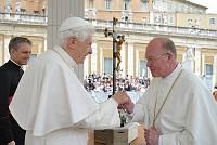 <br>Udienza Generale del 14 Aprile 2010<br><br> - (Copyright L'OSSERVATORE ROMANO - Servizio Fotografico - photo@ossrom.va)
