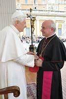 <br>Udienza Generale del 14 Aprile 2010<br><br> - (Copyright L'OSSERVATORE ROMANO - Servizio Fotografico - photo@ossrom.va)