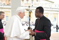 <br>Udienza Generale del 14 Aprile 2010<br><br> - (Copyright L'OSSERVATORE ROMANO - Servizio Fotografico - photo@ossrom.va)