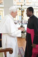 <br>Udienza Generale del 14 Aprile 2010<br><br> - (Copyright L'OSSERVATORE ROMANO - Servizio Fotografico - photo@ossrom.va)