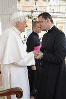 <br>Udienza Generale del 14 Aprile 2010<br><br> - (Copyright L'OSSERVATORE ROMANO - Servizio Fotografico - photo@ossrom.va)