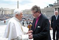 <br>Udienza Generale del 14 Aprile 2010<br><br> - (Copyright L'OSSERVATORE ROMANO - Servizio Fotografico - photo@ossrom.va)