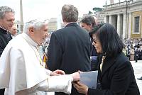 <br>Udienza Generale del 14 Aprile 2010<br><br> - (Copyright L'OSSERVATORE ROMANO - Servizio Fotografico - photo@ossrom.va)