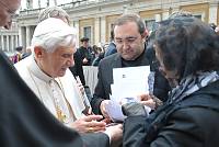 <br>Udienza Generale del 14 Aprile 2010<br><br> - (Copyright L'OSSERVATORE ROMANO - Servizio Fotografico - photo@ossrom.va)