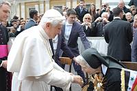 <br>Udienza Generale del 14 Aprile 2010<br><br> - (Copyright L'OSSERVATORE ROMANO - Servizio Fotografico - photo@ossrom.va)