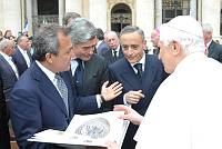 <br>Udienza Generale del 14 Aprile 2010<br><br> - (Copyright L'OSSERVATORE ROMANO - Servizio Fotografico - photo@ossrom.va)