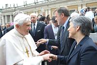 <br>Udienza Generale del 14 Aprile 2010<br><br> - (Copyright L'OSSERVATORE ROMANO - Servizio Fotografico - photo@ossrom.va)