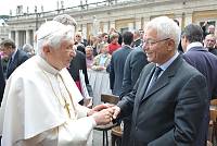 <br>Udienza Generale del 14 Aprile 2010<br><br> - (Copyright L'OSSERVATORE ROMANO - Servizio Fotografico - photo@ossrom.va)