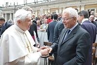<br>Udienza Generale del 14 Aprile 2010<br><br> - (Copyright L'OSSERVATORE ROMANO - Servizio Fotografico - photo@ossrom.va)