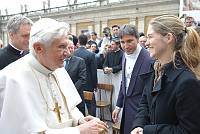 <br>Udienza Generale del 14 Aprile 2010<br><br> - (Copyright L'OSSERVATORE ROMANO - Servizio Fotografico - photo@ossrom.va)