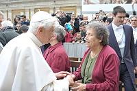 <br>Udienza Generale del 14 Aprile 2010<br><br> - (Copyright L'OSSERVATORE ROMANO - Servizio Fotografico - photo@ossrom.va)