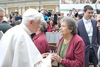 <br>Udienza Generale del 14 Aprile 2010<br><br> - (Copyright L'OSSERVATORE ROMANO - Servizio Fotografico - photo@ossrom.va)