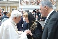 <br>Udienza Generale del 14 Aprile 2010<br><br> - (Copyright L'OSSERVATORE ROMANO - Servizio Fotografico - photo@ossrom.va)