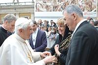<br>Udienza Generale del 14 Aprile 2010<br><br> - (Copyright L'OSSERVATORE ROMANO - Servizio Fotografico - photo@ossrom.va)