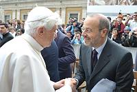 <br>Udienza Generale del 14 Aprile 2010<br><br> - (Copyright L'OSSERVATORE ROMANO - Servizio Fotografico - photo@ossrom.va)