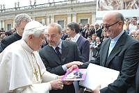 <br>Udienza Generale del 14 Aprile 2010<br><br> - (Copyright L'OSSERVATORE ROMANO - Servizio Fotografico - photo@ossrom.va)