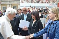 <br>Udienza Generale del 14 Aprile 2010<br><br> - (Copyright L'OSSERVATORE ROMANO - Servizio Fotografico - photo@ossrom.va)