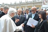 <br>Udienza Generale del 14 Aprile 2010<br><br> - (Copyright L'OSSERVATORE ROMANO - Servizio Fotografico - photo@ossrom.va)