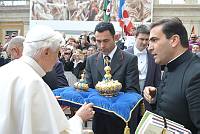 <br>Udienza Generale del 14 Aprile 2010<br><br> - (Copyright L'OSSERVATORE ROMANO - Servizio Fotografico - photo@ossrom.va)