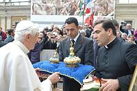 <br>Udienza Generale del 14 Aprile 2010<br><br> - (Copyright L'OSSERVATORE ROMANO - Servizio Fotografico - photo@ossrom.va)