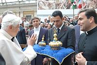 <br>Udienza Generale del 14 Aprile 2010<br><br> - (Copyright L'OSSERVATORE ROMANO - Servizio Fotografico - photo@ossrom.va)