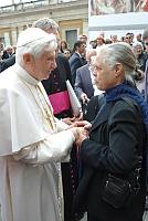 <br>Udienza Generale del 14 Aprile 2010<br><br> - (Copyright L'OSSERVATORE ROMANO - Servizio Fotografico - photo@ossrom.va)