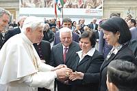 <br>Udienza Generale del 14 Aprile 2010<br><br> - (Copyright L'OSSERVATORE ROMANO - Servizio Fotografico - photo@ossrom.va)