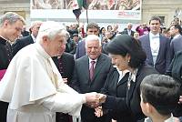 <br>Udienza Generale del 14 Aprile 2010<br><br> - (Copyright L'OSSERVATORE ROMANO - Servizio Fotografico - photo@ossrom.va)
