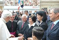 <br>Udienza Generale del 14 Aprile 2010<br><br> - (Copyright L'OSSERVATORE ROMANO - Servizio Fotografico - photo@ossrom.va)