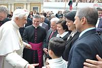 <br>Udienza Generale del 14 Aprile 2010<br><br> - (Copyright L'OSSERVATORE ROMANO - Servizio Fotografico - photo@ossrom.va)