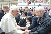 <br>Udienza Generale del 14 Aprile 2010<br><br> - (Copyright L'OSSERVATORE ROMANO - Servizio Fotografico - photo@ossrom.va)