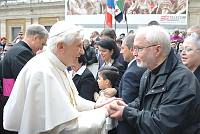 <br>Udienza Generale del 14 Aprile 2010<br><br> - (Copyright L'OSSERVATORE ROMANO - Servizio Fotografico - photo@ossrom.va)