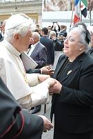 <br>Udienza Generale del 14 Aprile 2010<br><br> - (Copyright L'OSSERVATORE ROMANO - Servizio Fotografico - photo@ossrom.va)