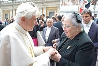 <br>Udienza Generale del 14 Aprile 2010<br><br> - (Copyright L'OSSERVATORE ROMANO - Servizio Fotografico - photo@ossrom.va)