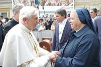<br>Udienza Generale del 14 Aprile 2010<br><br> - (Copyright L'OSSERVATORE ROMANO - Servizio Fotografico - photo@ossrom.va)