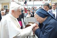 <br>Udienza Generale del 14 Aprile 2010<br><br> - (Copyright L'OSSERVATORE ROMANO - Servizio Fotografico - photo@ossrom.va)
