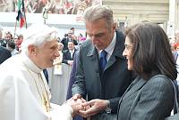 <br>Udienza Generale del 14 Aprile 2010<br><br> - (Copyright L'OSSERVATORE ROMANO - Servizio Fotografico - photo@ossrom.va)