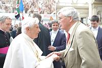 <br>Udienza Generale del 14 Aprile 2010<br><br> - (Copyright L'OSSERVATORE ROMANO - Servizio Fotografico - photo@ossrom.va)