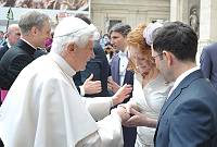 <br>Udienza Generale del 14 Aprile 2010<br><br> - (Copyright L'OSSERVATORE ROMANO - Servizio Fotografico - photo@ossrom.va)