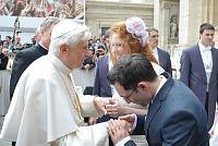 <br>Udienza Generale del 14 Aprile 2010<br><br> - (Copyright L'OSSERVATORE ROMANO - Servizio Fotografico - photo@ossrom.va)