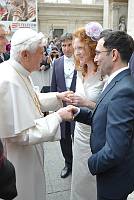 <br>Udienza Generale del 14 Aprile 2010<br><br> - (Copyright L'OSSERVATORE ROMANO - Servizio Fotografico - photo@ossrom.va)