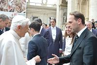 <br>Udienza Generale del 14 Aprile 2010<br><br> - (Copyright L'OSSERVATORE ROMANO - Servizio Fotografico - photo@ossrom.va)