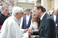<br>Udienza Generale del 14 Aprile 2010<br><br> - (Copyright L'OSSERVATORE ROMANO - Servizio Fotografico - photo@ossrom.va)