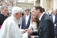 <br>Udienza Generale del 14 Aprile 2010<br><br> - (Copyright L'OSSERVATORE ROMANO - Servizio Fotografico - photo@ossrom.va)