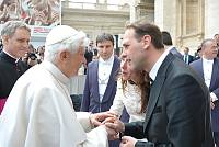 <br>Udienza Generale del 14 Aprile 2010<br><br> - (Copyright L'OSSERVATORE ROMANO - Servizio Fotografico - photo@ossrom.va)
