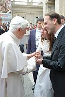<br>Udienza Generale del 14 Aprile 2010<br><br> - (Copyright L'OSSERVATORE ROMANO - Servizio Fotografico - photo@ossrom.va)