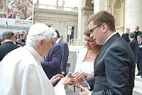 <br>Udienza Generale del 14 Aprile 2010<br><br> - (Copyright L'OSSERVATORE ROMANO - Servizio Fotografico - photo@ossrom.va)