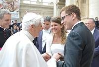 <br>Udienza Generale del 14 Aprile 2010<br><br> - (Copyright L'OSSERVATORE ROMANO - Servizio Fotografico - photo@ossrom.va)