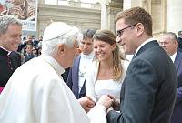<br>Udienza Generale del 14 Aprile 2010<br><br> - (Copyright L'OSSERVATORE ROMANO - Servizio Fotografico - photo@ossrom.va)