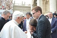 <br>Udienza Generale del 14 Aprile 2010<br><br> - (Copyright L'OSSERVATORE ROMANO - Servizio Fotografico - photo@ossrom.va)